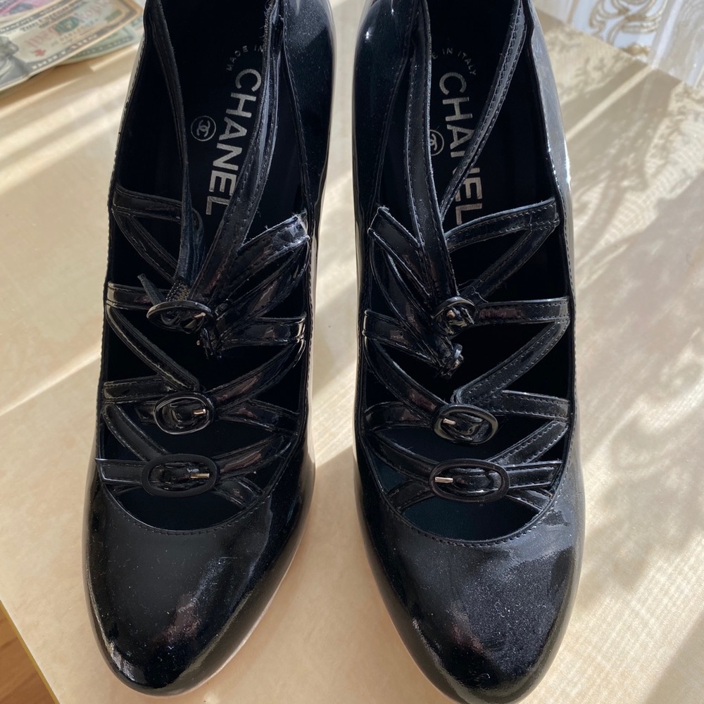 CHANEL SHOES